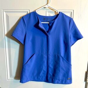 Figs Women's Blouse in Vibrant Blue